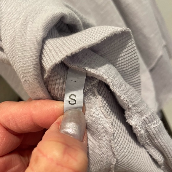 Mododoc Los Angeles gray long sleeve tunic top size small - Picture 5 of 9